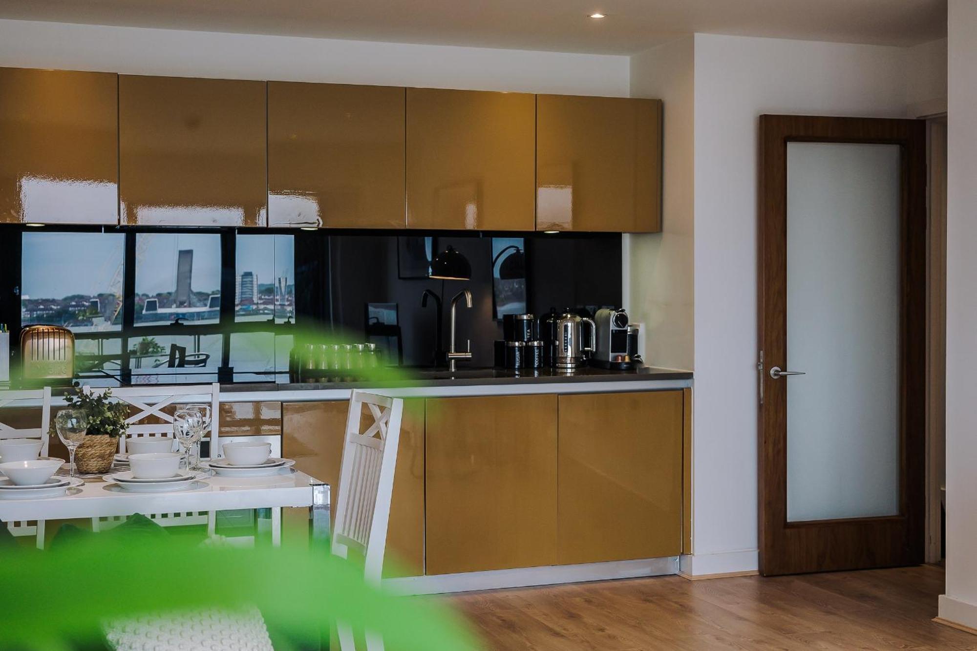 ليفربول Host & Stay - The Waterfront Hideaway المظهر الخارجي الصورة